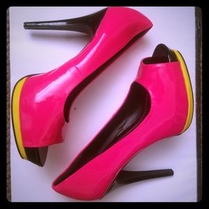 Heels, platforms, hot pink, pumps